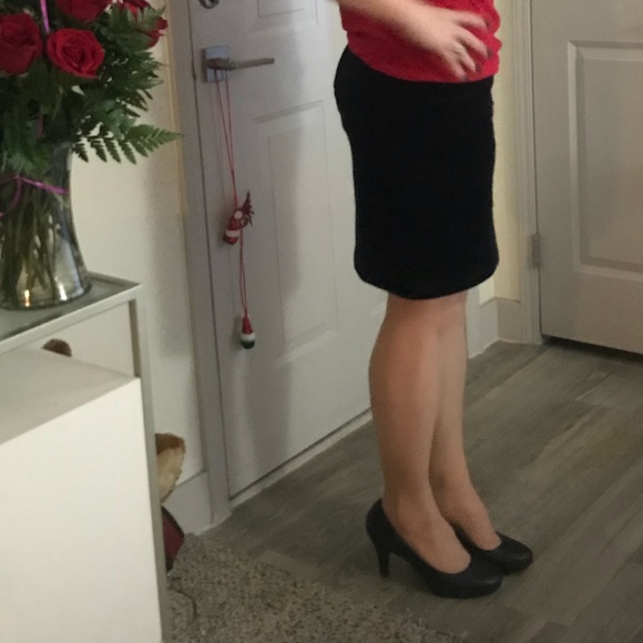 Badass Sexy Matte Black Leather Pencil Skirt - Picture 7 of 8